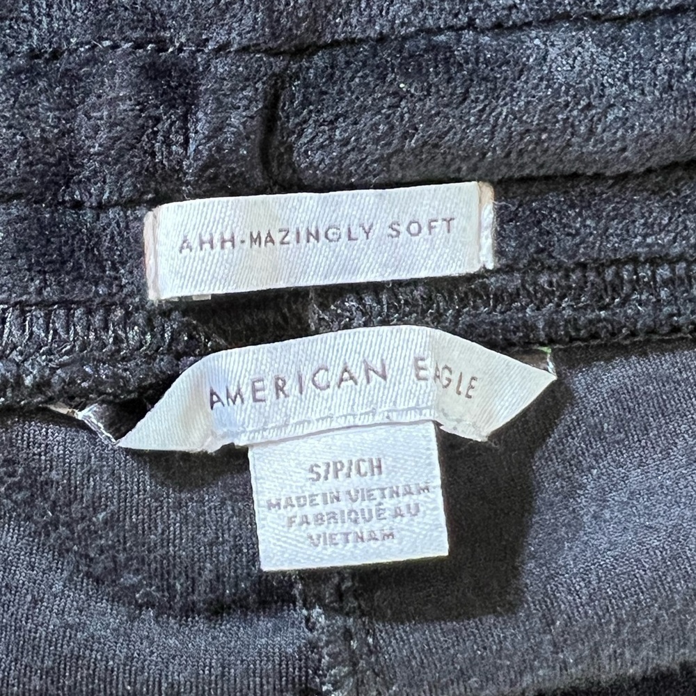American Eagle Outfitters Black Joggers with Elastic Waistband - Picture 5 of 7